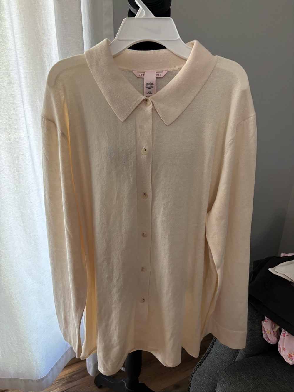 Victoria's Secret Cream Button-Front Collared Knit Cardigan
